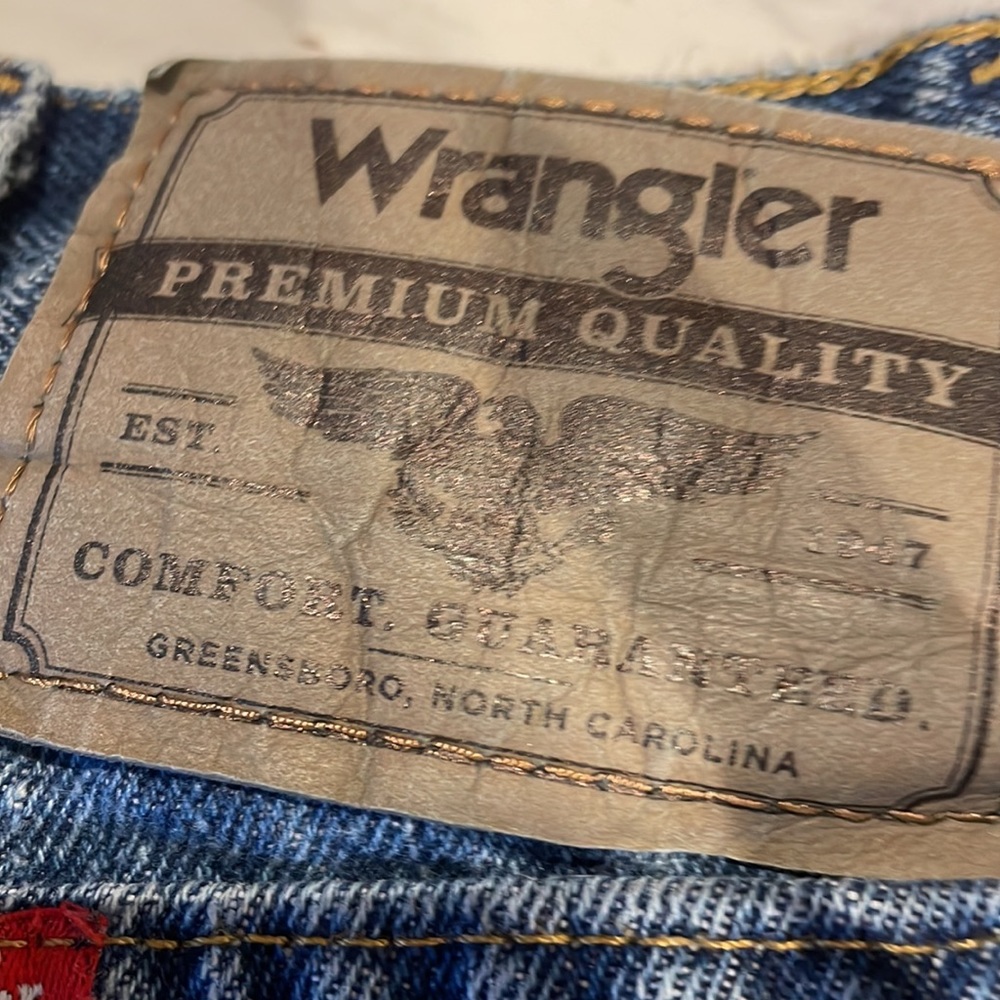 Wrangler mens jeans - Picture 2 of 3